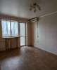 Продам 3-комнатную квартиру в Краснодаре, РМЗ-ХБК, Карасунский внутригородской округ микрорайон Хлопчато-бумажный Комбинат Волжская ул. 73, 50.2 м²