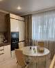 Сдам 1-комнатную квартиру в Краснодаре, КСК, Карасунский внутригородской округ микрорайон Камвольно-суконный Комбинат ул. Дежнёва 29/3, 42.5 м²