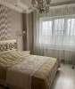 Продам 2-комнатную квартиру в Краснодаре, ЮМР, микро пр-т Чекистов 26, 74 м²